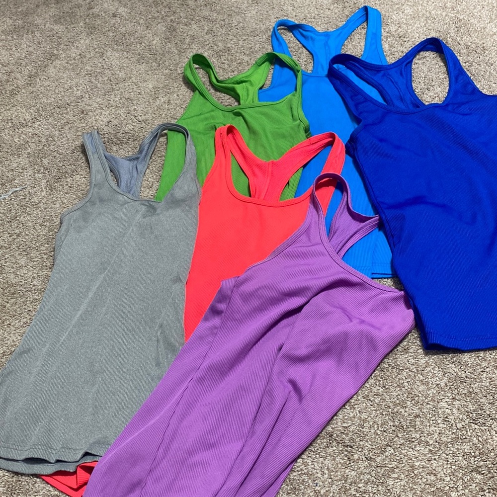 Under armour workout tanks